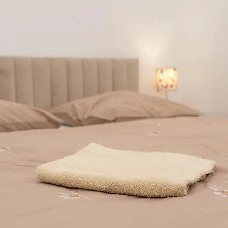Appartement Luxapartment Jacuzzi With Breakfast Option