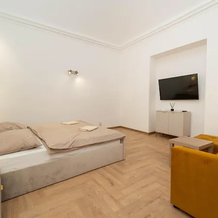 Luxapartment Jacuzzi With Breakfast Option * Košice
