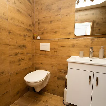 Appartement Luxapartment Jacuzzi With Breakfast Option *